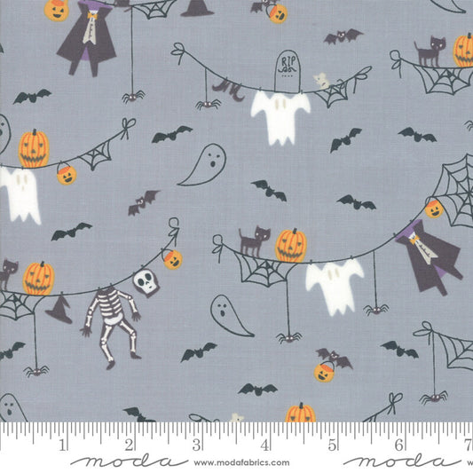 Halloween - Ghouls and Goodies Halloween Fabrics Range - Moda Fabrics  - Grey